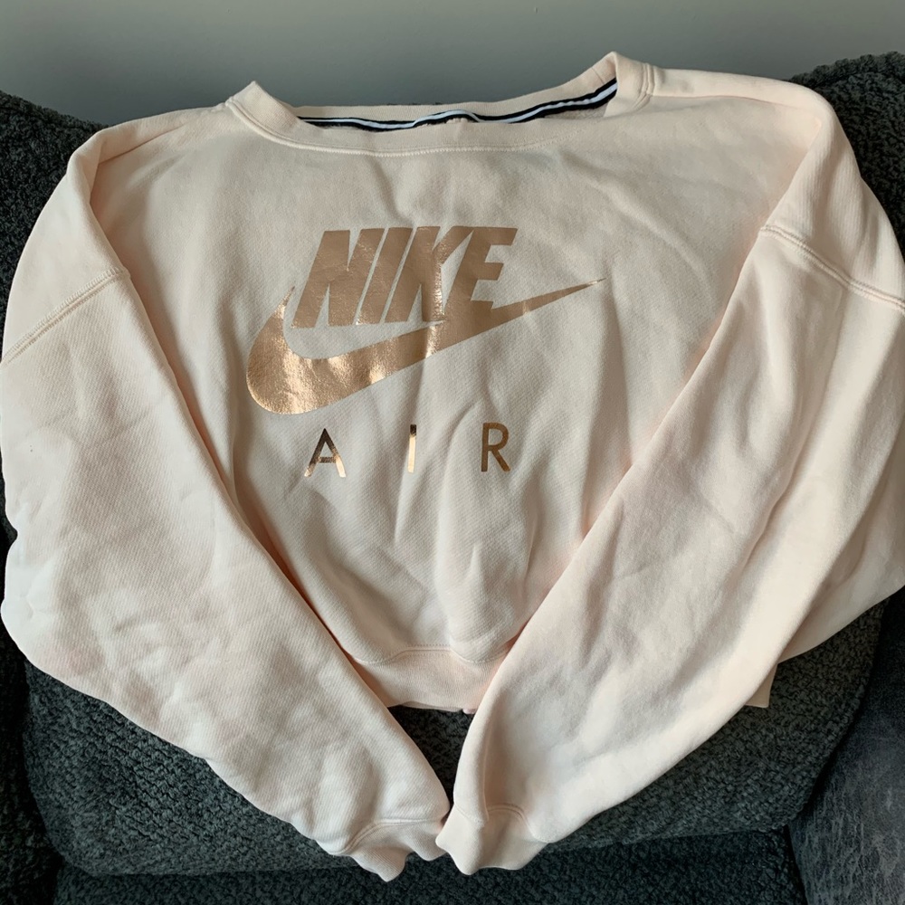 Nike Pale Pink/ Rose Gold Cropped Sweatshirt